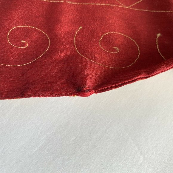 Burgundy Red & Gold Table Placemats Set of 4 - Picture 9 of 9